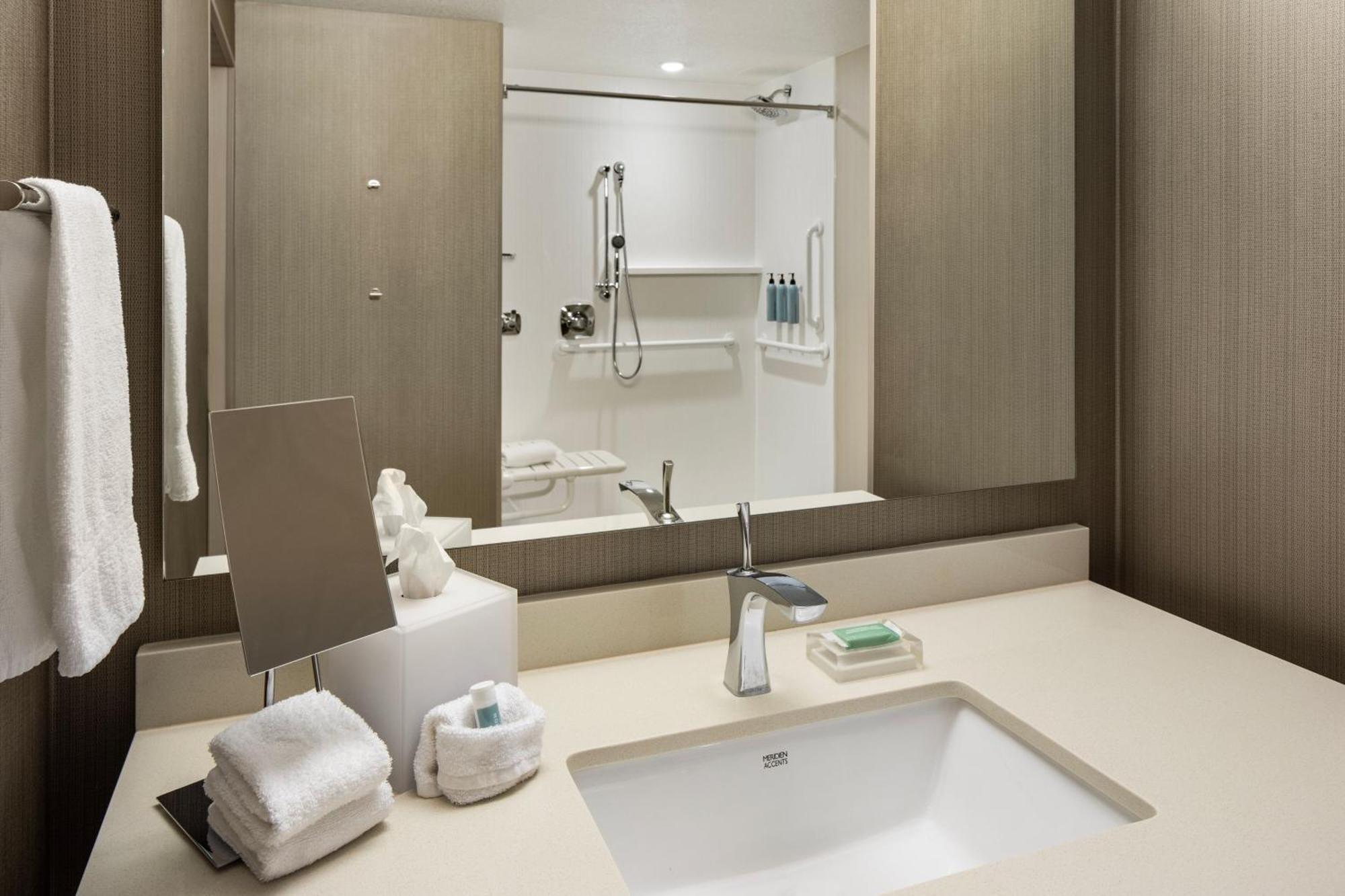 Courtyard By Marriott Minneapolis West St. Louis Park Esterno foto