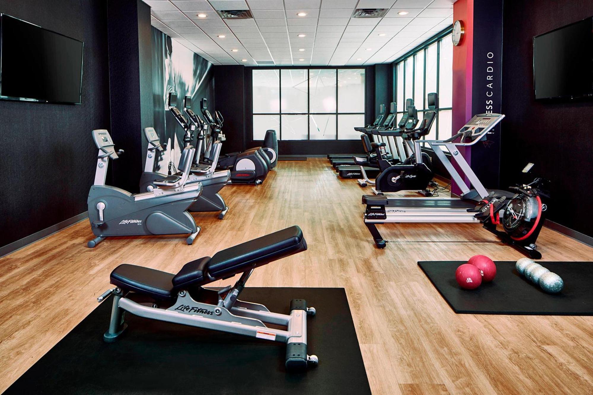 Courtyard By Marriott Minneapolis West St. Louis Park Esterno foto